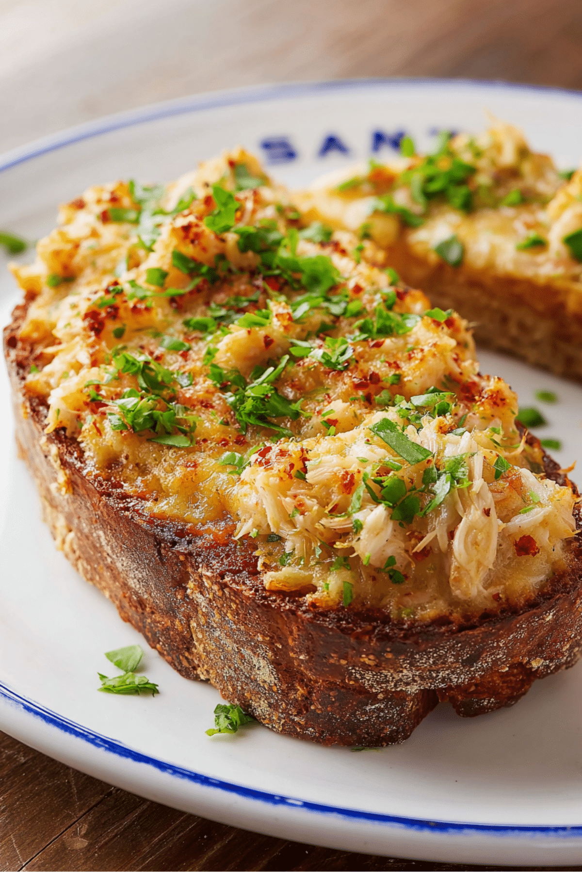 Cracked Crab Cheese Bread